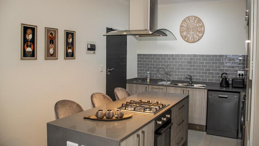 Fumo House Lifestyle Apartments ミッドラント エクステリア 写真